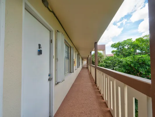 Property Slideshow image 2 of 20 | 3102 portofino pt k3, Coconut Creek, FL, 33066