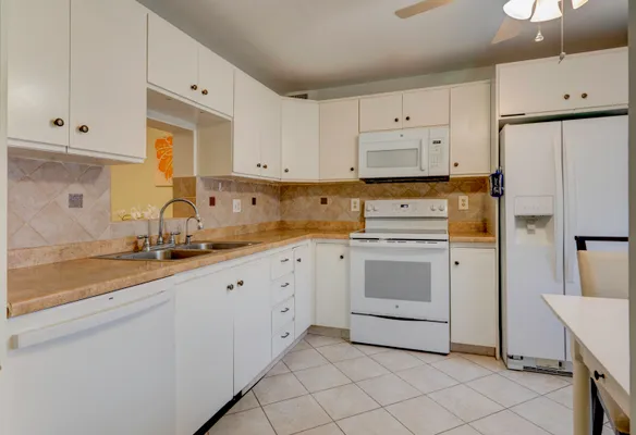 Property Slideshow image 3 of 20 | 3102 portofino pt k3, Coconut Creek, FL, 33066