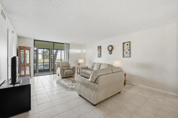 Property Slideshow image 3 of 49 | 4725 lucerne lakes blvd blvd 110, Lake Worth, FL, 33467