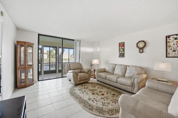 Property Slideshow image 2 of 49 | 4725 lucerne lakes blvd blvd 110, Lake Worth, FL, 33467