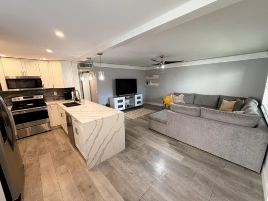 Property Slideshow image 3 of 35 | 397 burgundy i i, Delray Beach, FL, 33484