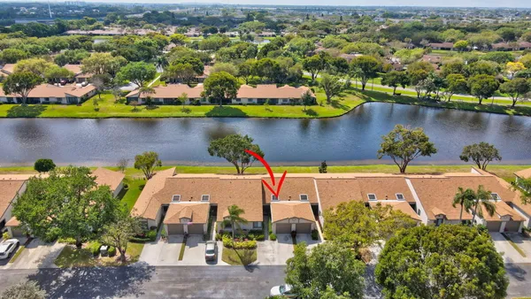 Property Slideshow image 3 of 37 | 8112 windgate dr, Boca Raton, FL, 33496