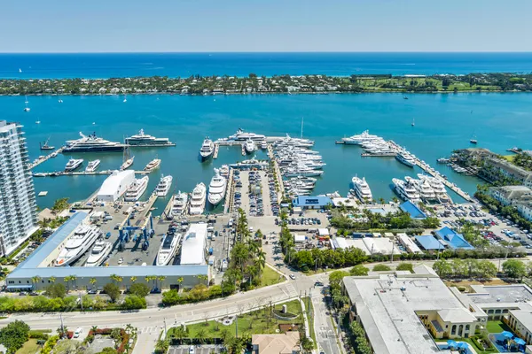 Property Slideshow image 3 of 19 | 481 40th st, West Palm Beach, FL, 33407