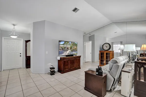 Property Slideshow image 3 of 33 | 3080 nw 6th st, Delray Beach, FL, 33445