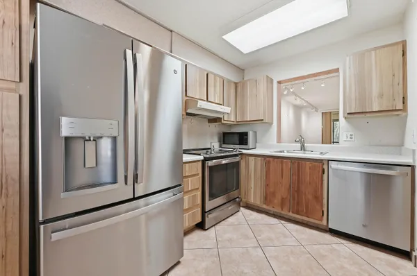 Property Slideshow image 3 of 48 | 6865 huntington ln 106, Delray Beach, FL, 33446