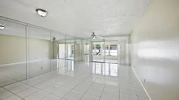 Property Slideshow image 3 of 27 | 6525 s oriole blvd, Delray Beach, FL, 33446