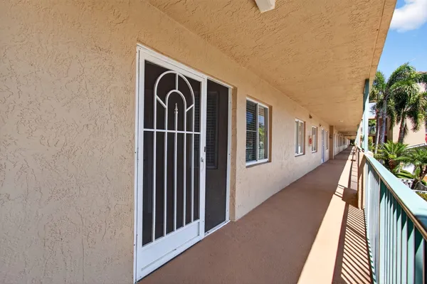 Property Slideshow image 2 of 58 | 12511 imperial isle dr 201, Boynton Beach, FL, 33437