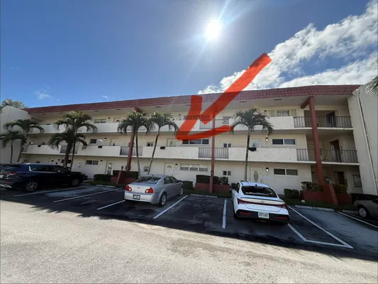 Property Slideshow image 3 of 58 | 8970 s hollybrook blvd 207, Pembroke Pines, FL, 33025