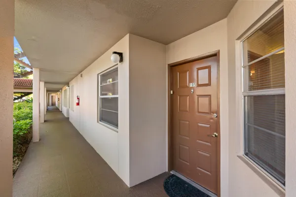 Property Slideshow image 2 of 46 | 1251 sw 125th ave 105-t, Pembroke Pines, FL, 33027