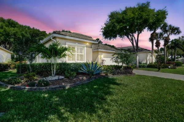 Property Slideshow image 2 of 62 | 10849 deer park ln, Boynton Beach, FL, 33437