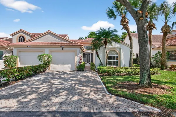 Property Slideshow image 2 of 77 | 14492 via royale, Delray Beach, FL, 33446
