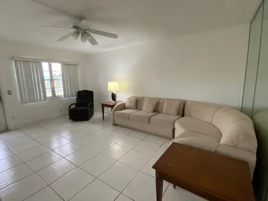Property Slideshow image 2 of 46 | 3043 berkshire c c, Deerfield Beach, FL, 33442