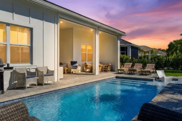 Property Slideshow image 2 of 29 | 9921 regency way, Palm Beach Gardens, FL, 33412