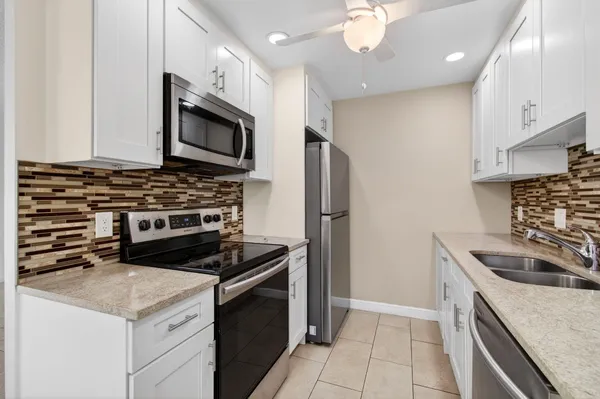 Property Slideshow image 2 of 97 | 1017 cornwall a a, Boca Raton, FL, 33434