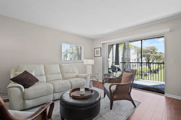 Property Slideshow image 3 of 39 | 1601 sw 128th ter 201a, Pembroke Pines, FL, 33027