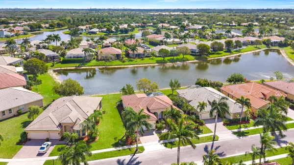 Property Slideshow image 2 of 24 | 9531 lantern bay cir, West Palm Beach, FL, 33411