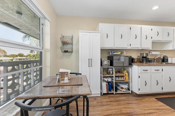 Property Slideshow image 2 of 16 | 1060 citrus way 204, Delray Beach, FL, 33445