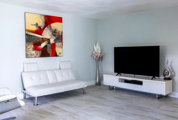 Property Slideshow image 2 of 26 | 592 fanshaw o o, Boca Raton, FL, 33434