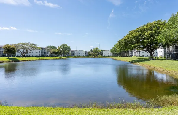 Property Slideshow image 3 of 26 | 592 fanshaw o o, Boca Raton, FL, 33434