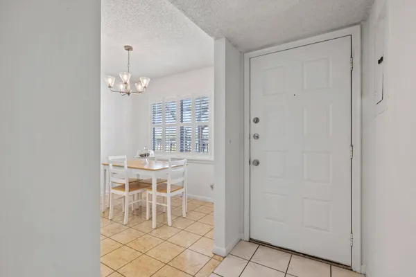 Property Slideshow image 2 of 39 | 1000 sw 125th ave 211, Pembroke Pines, FL, 33027