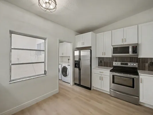 Property Slideshow image 2 of 19 | 8324 summerbreeze ln, Boca Raton, FL, 33496