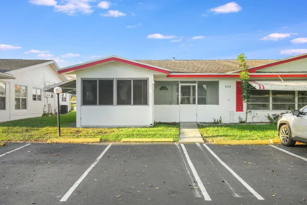 Property Slideshow image 2 of 37 | 8547 nw 12th st a182, Plantation, FL, 33322