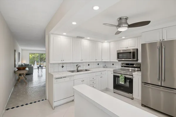 Property Slideshow image 3 of 14 | 2501 antigua ter f3, Coconut Creek, FL, 33066