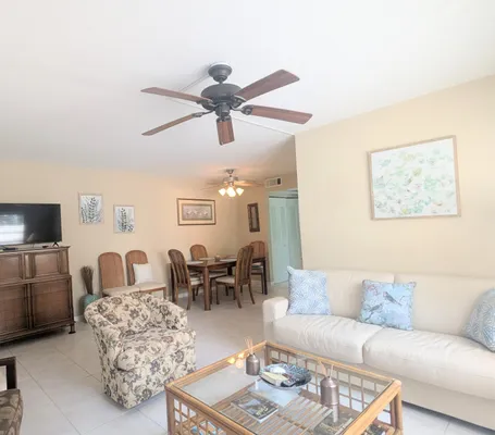 Property Slideshow image 3 of 32 | 216 andover i i, West Palm Beach, FL, 33417