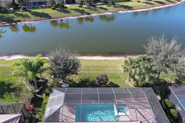 Property Slideshow image 3 of 56 | 5038 pendelton sq, Vero Beach, FL, 32967