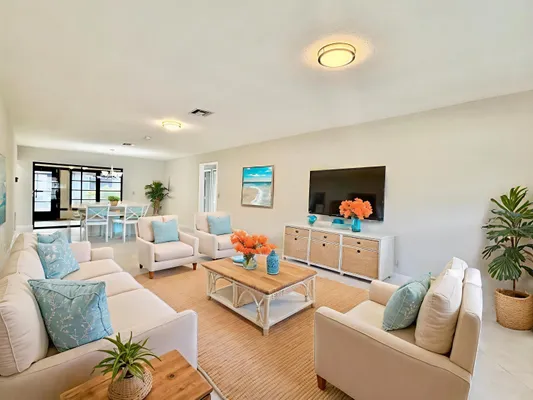 Property Slideshow image 3 of 11 | 9890 pecan tree dr b, Boynton Beach, FL, 33436