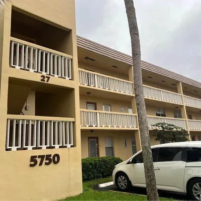 Property Slideshow image 3 of 17 | 5750 nw 64th ave, Tamarac, FL, 33319