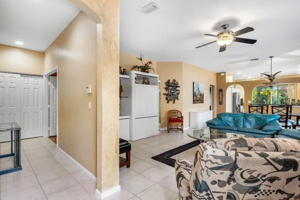 Property Slideshow image 3 of 68 | 8192 brindisi ln, Boynton Beach, FL, 33472