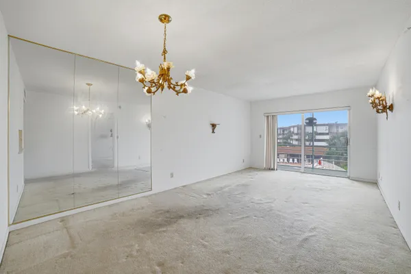 Property Slideshow image 3 of 26 | 2861 nw 47th ter 305b, Lauderdale Lakes, FL, 33313