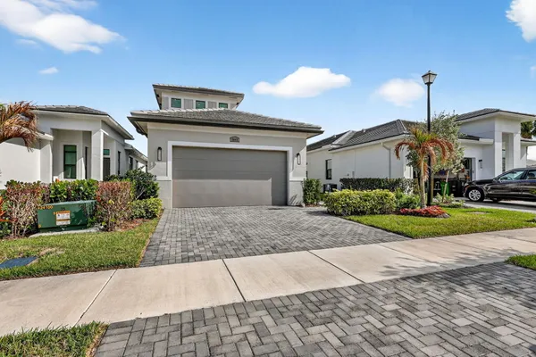 Property Slideshow image 3 of 49 | 9043 sw vetta way, Port St. Lucie, FL, 34987