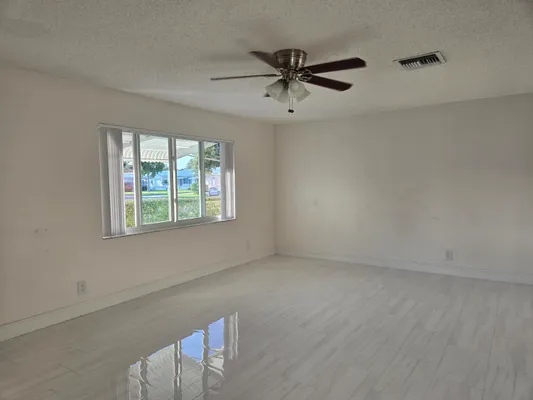 Property Slideshow image 3 of 10 | 1320 nw 82nd ave, Plantation, FL, 33322