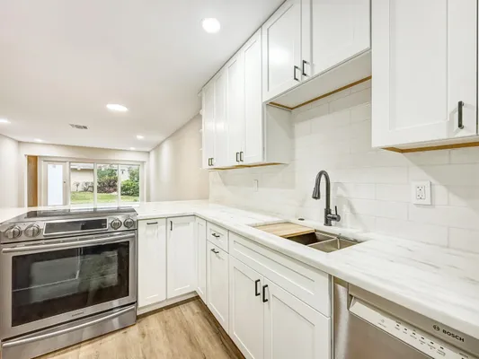 Property Slideshow image 3 of 25 | 13735 flora pl c, Delray Beach, FL, 33484