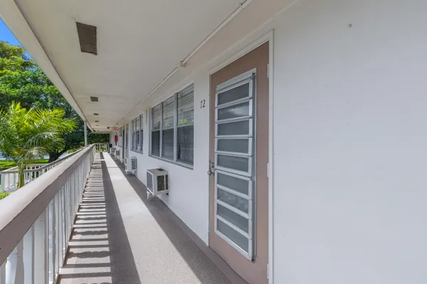 Property Slideshow image 3 of 36 | 72 ashby b 72, Deerfield Beach, FL, 33442