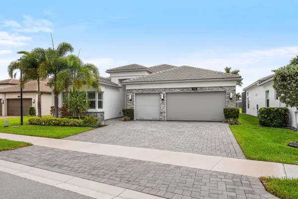 Property Slideshow image 2 of 47 | 12926 green guava ave, Boynton Beach, FL, 33473