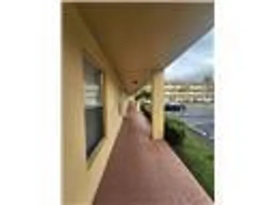 Property Slideshow image 3 of 18 | 5851 nw 62nd ave 105, Tamarac, FL, 33319