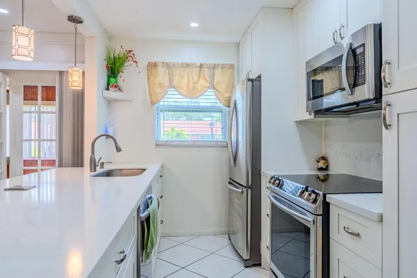 Property Slideshow image 3 of 26 | 4675 nw 3rd ct c, Delray Beach, FL, 33445