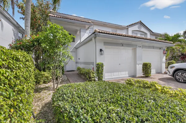 Property Slideshow image 2 of 72 | 7978 laina ln 3, Boynton Beach, FL, 33437