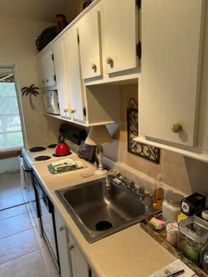 Property Slideshow image 2 of 24 | 550 nw 78th ave 204, Margate, FL, 33063