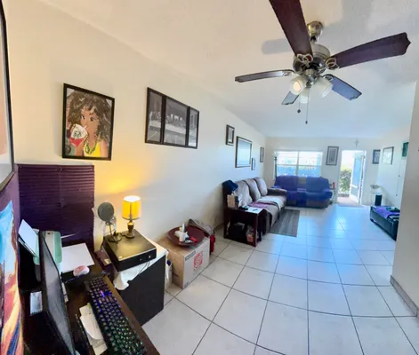 Property Slideshow image 2 of 33 | 7400 nw 5th pl 105, Margate, FL, 33063