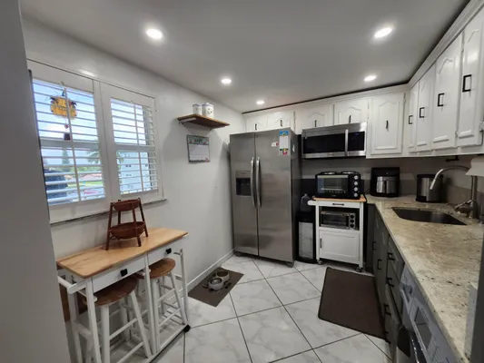 Property Slideshow image 3 of 54 | 2300 ne 1st ln 309, Boynton Beach, FL, 33435