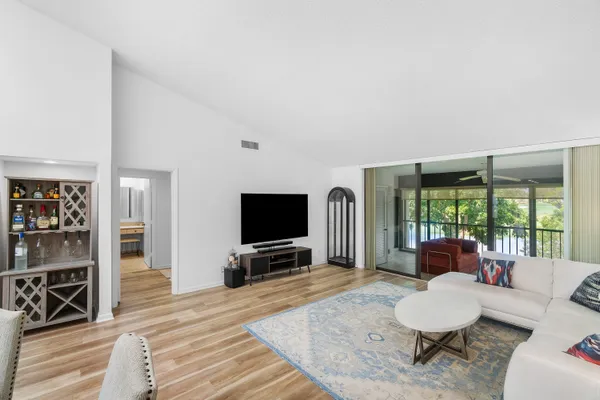 Property Slideshow image 2 of 41 | 61 eastgate dr d, Boynton Beach, FL, 33436