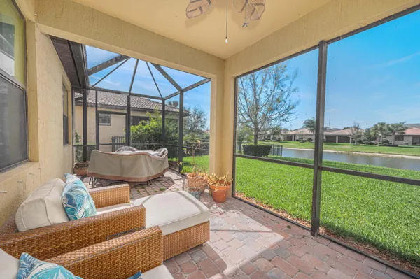 Property Slideshow image 3 of 21 | 283 se courances dr, Port St. Lucie, FL, 34984