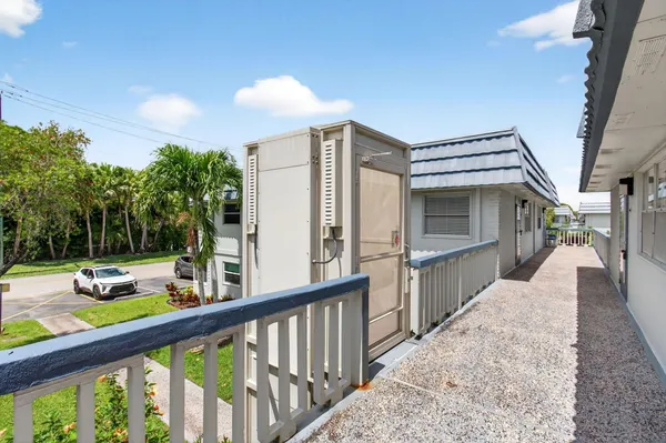 Property Slideshow image 3 of 71 | 186 tuscany c c, Delray Beach, FL, 33446