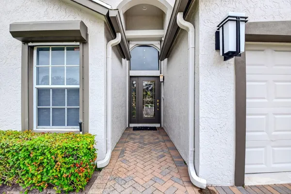 Property Slideshow image 2 of 77 | 5067 robino cir, West Palm Beach, FL, 33417