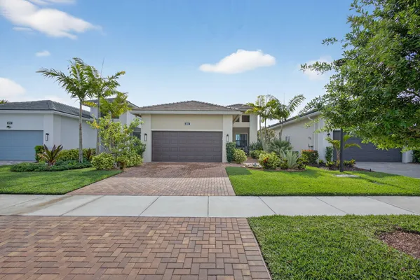 Property Slideshow image 2 of 105 | 4805 saint armands way, The Acreage, FL, 33470