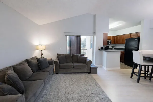 Property Slideshow image 3 of 10 | 7670 westwood dr 718, Tamarac, FL, 33321